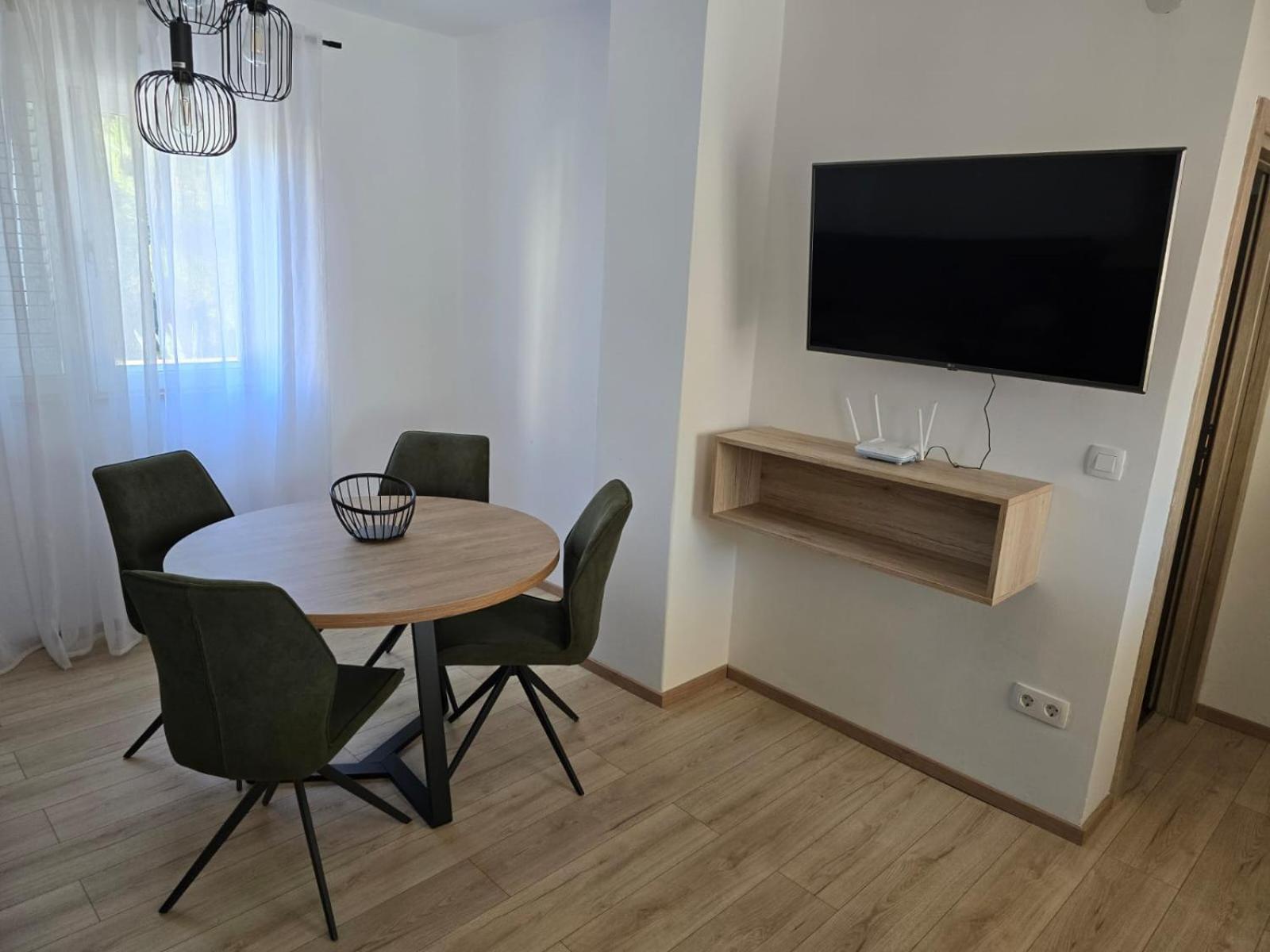 Apartments Pavic Sukošan Eksteriør billede
