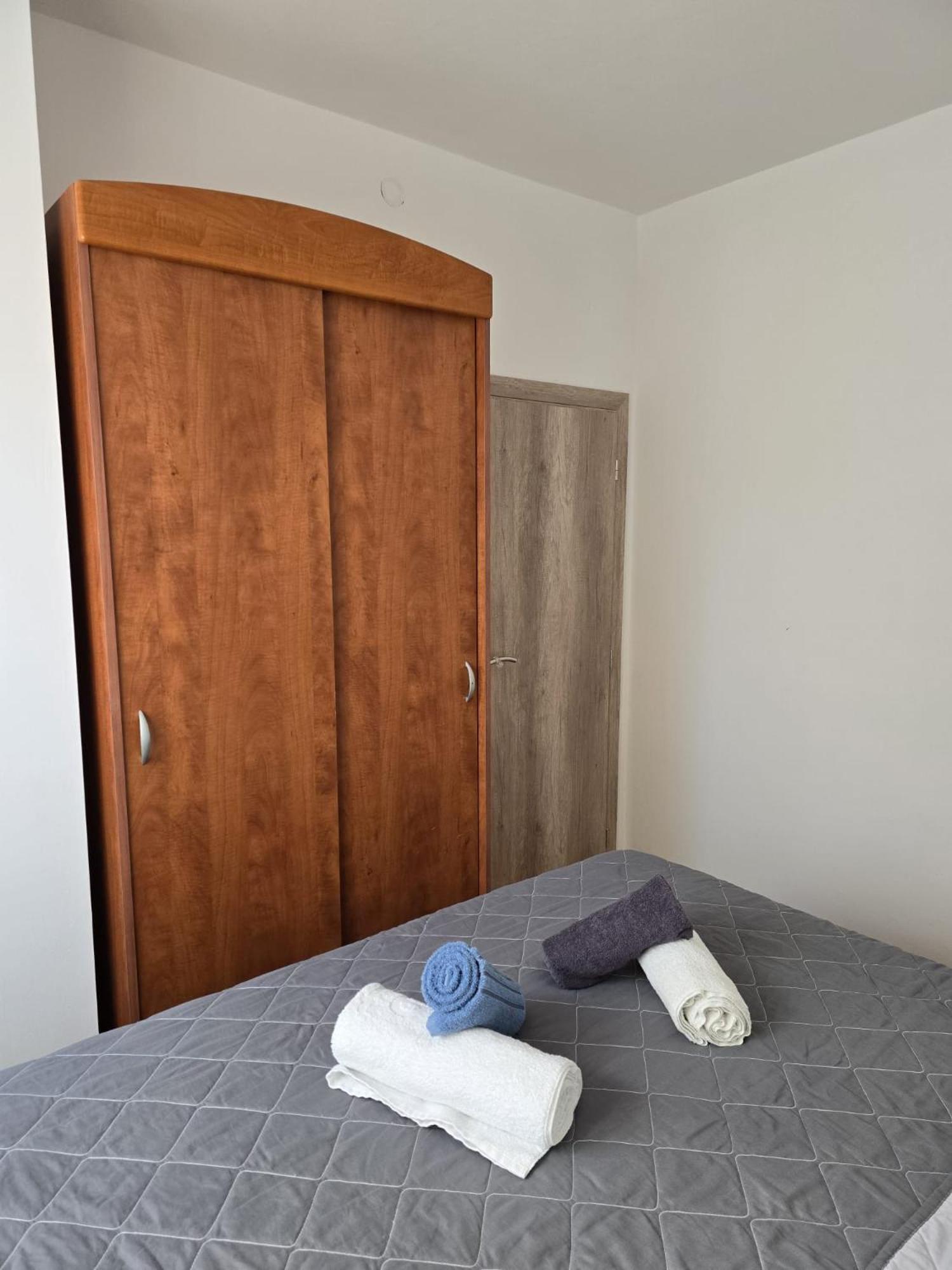 Apartments Pavic Sukošan Eksteriør billede